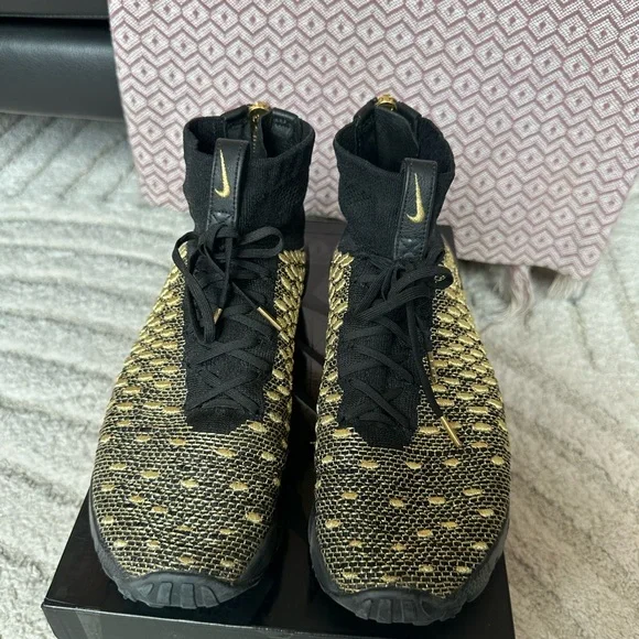 Nike Air Footscape Magista Black & Gold Sneakers - Picture 3 of 7